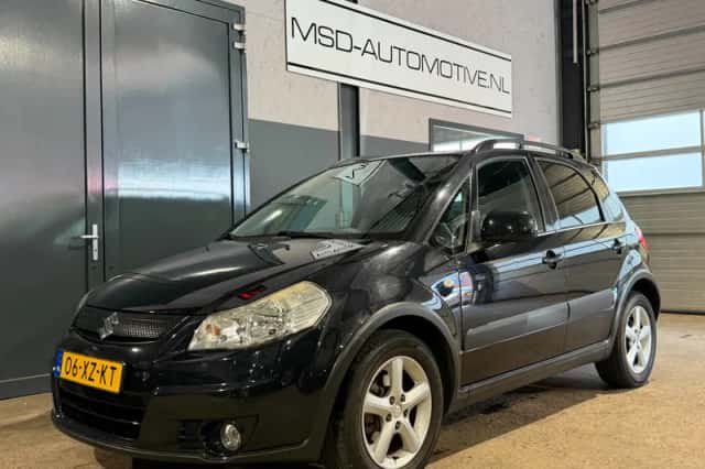 Suzuki SX4 (2007) thumbnail 1