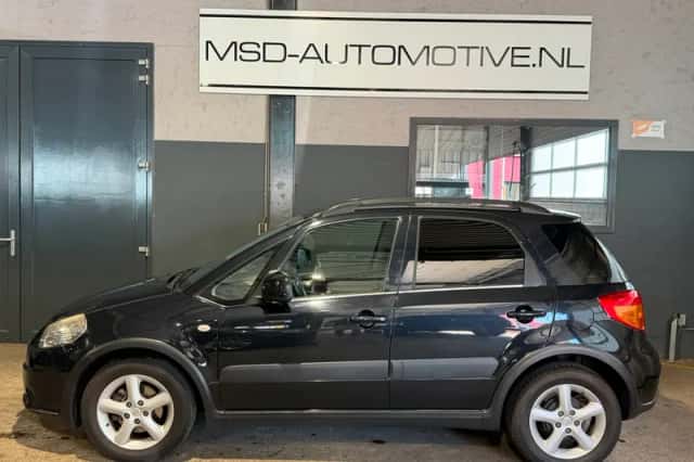 Suzuki SX4 (2007) thumbnail 6