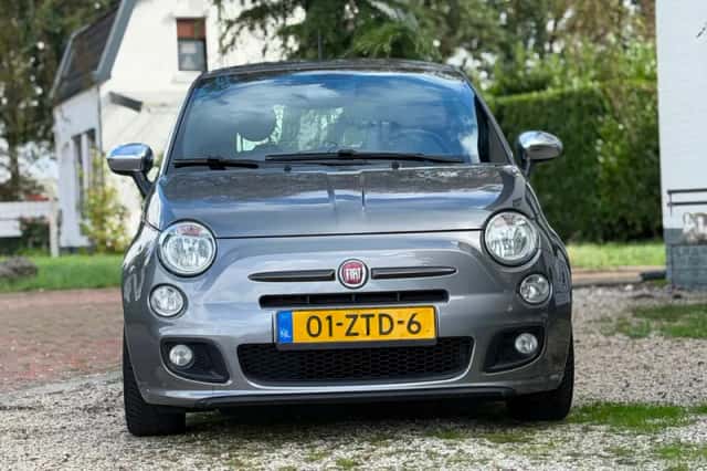 Fiat 500 (2013) thumbnail 2