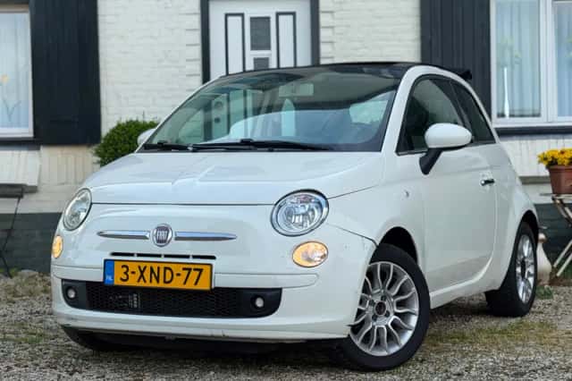Fiat 500C (2010) thumbnail 1