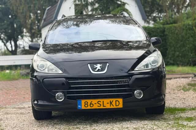 Peugeot 307 SW (2006) thumbnail 2