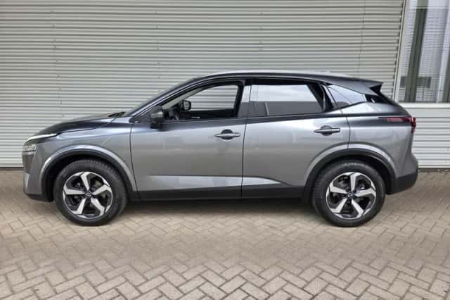 Nissan Qashqai (2023) thumbnail 3