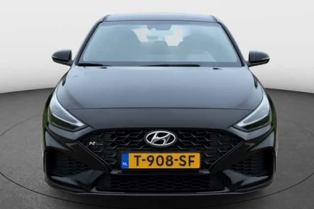 Hyundai i30 (2024) thumbnail 2
