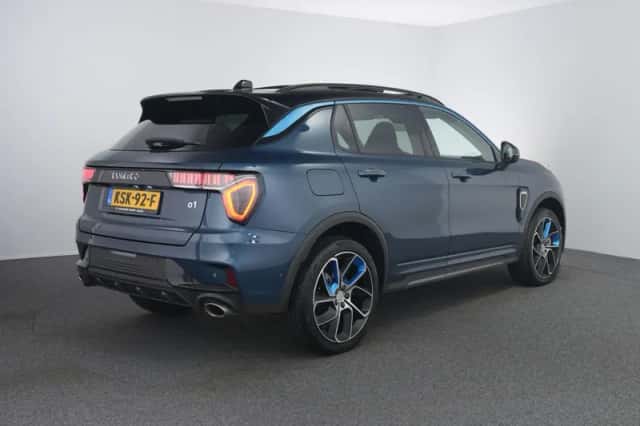 Lynk & Co 01 (2022) thumbnail 2