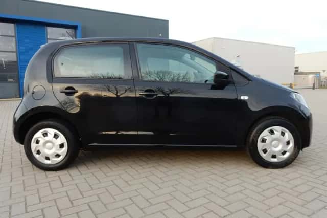 SEAT Mii (2017) thumbnail 2