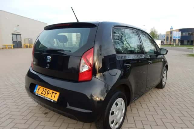 SEAT Mii (2017) thumbnail 3