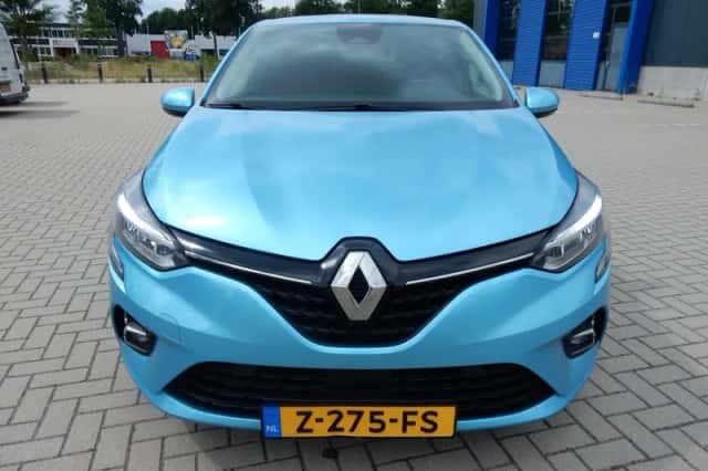 Renault Clio (2020) thumbnail 2