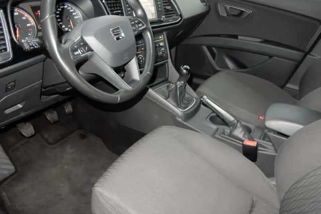 SEAT Leon (2015) thumbnail 6