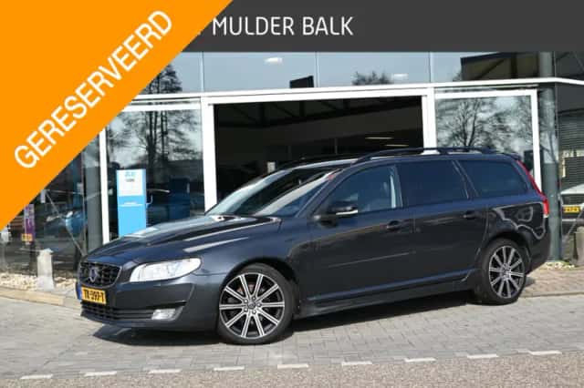 Volvo V70 (2015) thumbnail 1