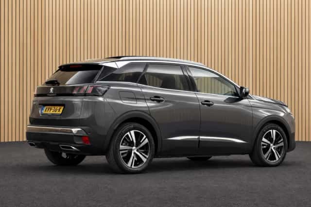 Peugeot 3008 (2023) thumbnail 6