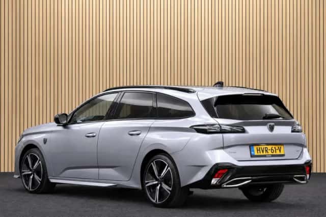 Peugeot 308 (2023) thumbnail 2