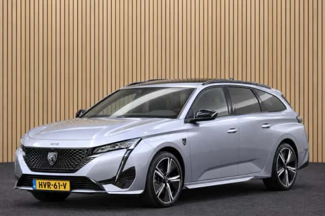 Peugeot 308 (2023) thumbnail 4