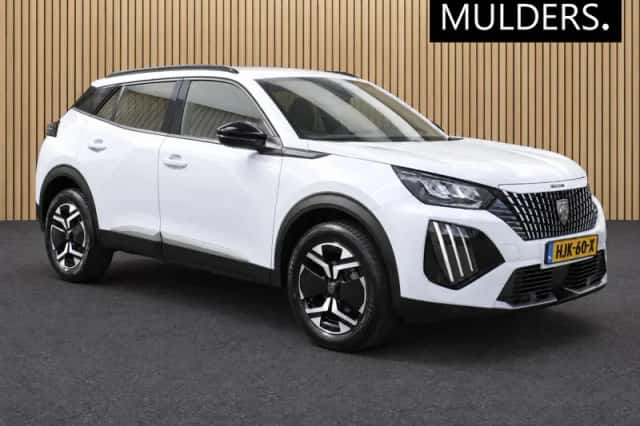 Peugeot 2008 (2024) thumbnail 1