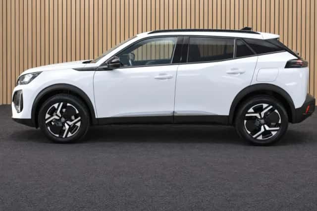 Peugeot 2008 (2024) thumbnail 6