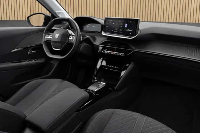 Peugeot 208 (2025) thumbnail 3