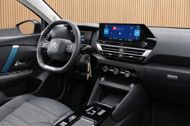 Citroën ë-C4 (2022) thumbnail 3
