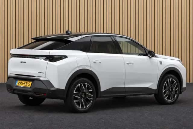 Peugeot 3008 (2025) thumbnail 5