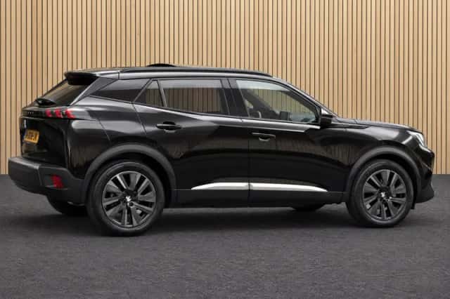 Peugeot e-2008 (2021) thumbnail 6