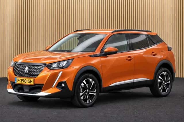 Peugeot 2008 (2021) thumbnail 5
