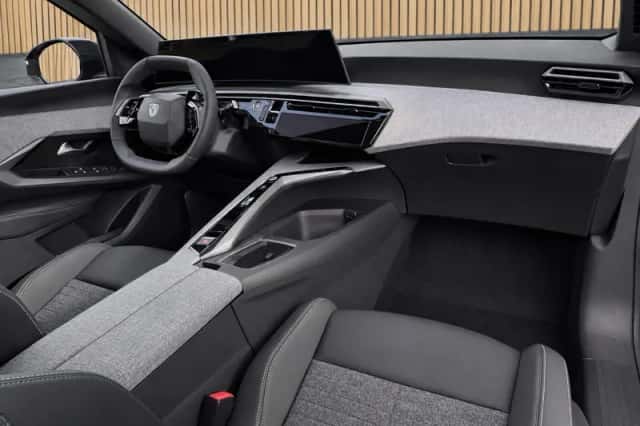Peugeot E-5008 (2026) thumbnail 3
