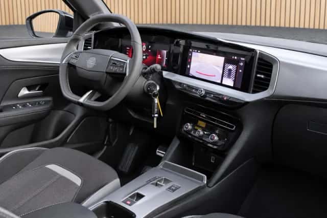Opel Mokka (2025) thumbnail 3