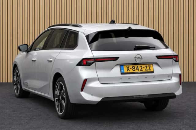 Opel Astra (2024) thumbnail 2