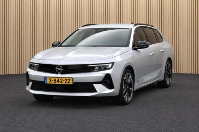 Opel Astra (2024) thumbnail 5