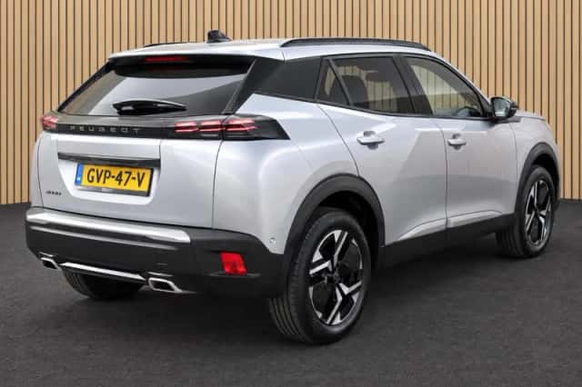 Peugeot 2008 (2024) thumbnail 2