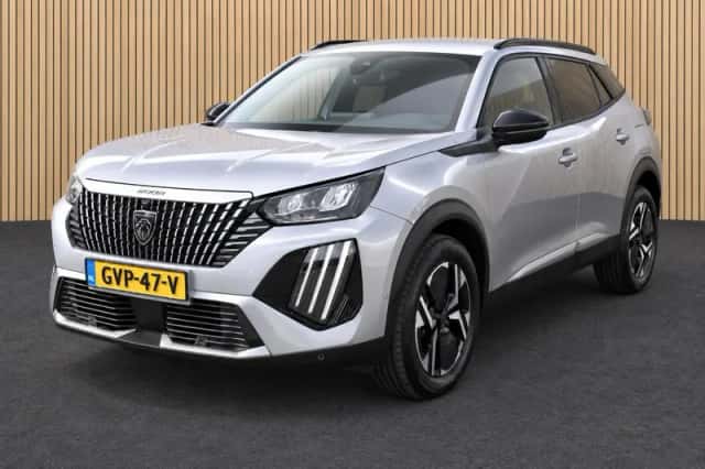 Peugeot 2008 (2024) thumbnail 5