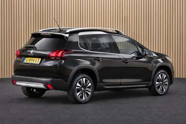 Peugeot 2008 (2019) thumbnail 6