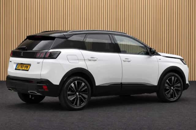 Peugeot 3008 (2024) thumbnail 6