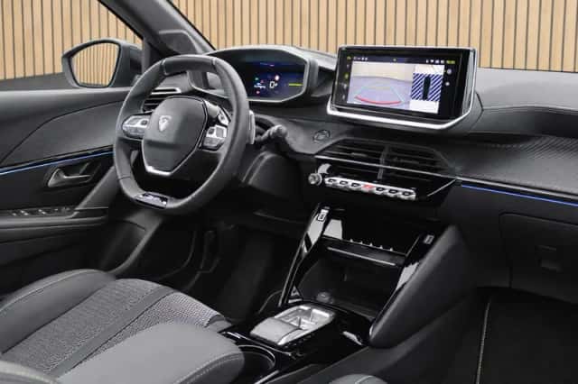 Peugeot 208 (2025) thumbnail 3