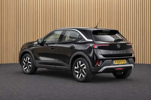 Opel Mokka-e (2022) thumbnail 2