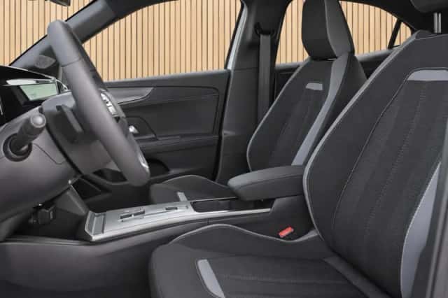 Opel Mokka (2025) thumbnail 3