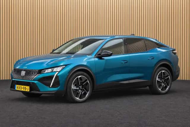 Peugeot e-408 (2026) thumbnail 4