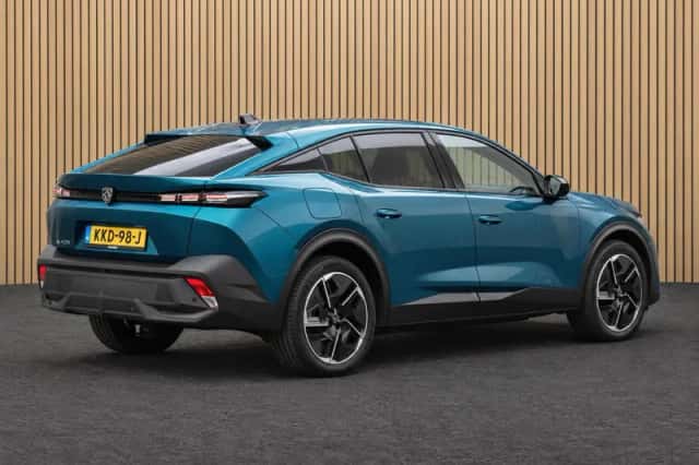 Peugeot e-408 (2026) thumbnail 5