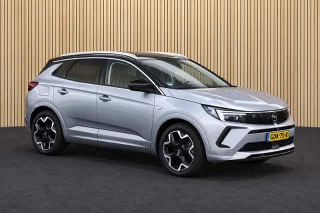 Opel Grandland (2022) thumbnail 6