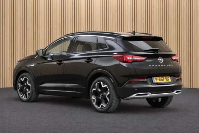 Opel Grandland (2022) thumbnail 2
