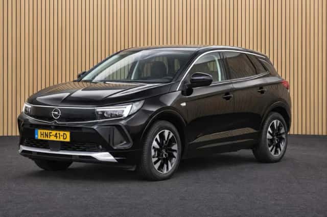 Opel Grandland (2023) thumbnail 5