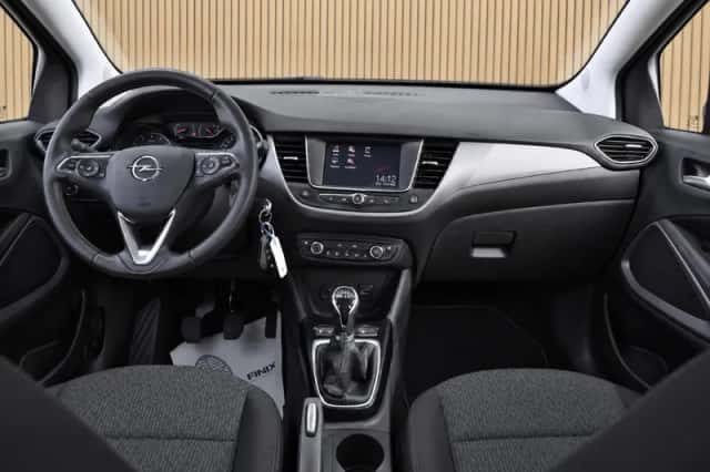 Opel Crossland (2022) thumbnail 3