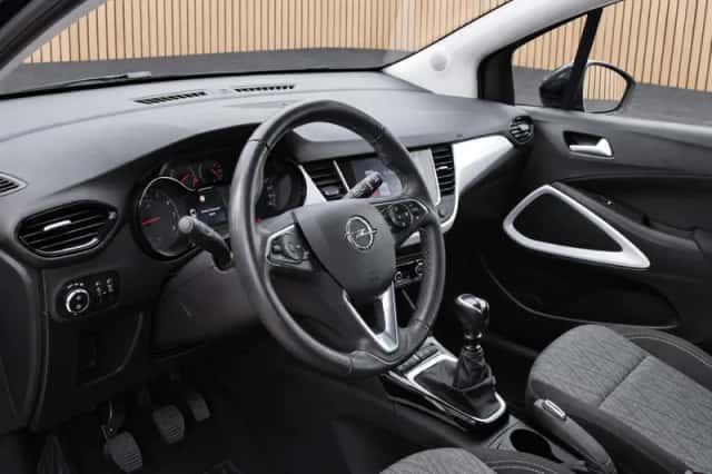 Opel Crossland (2020) thumbnail 3