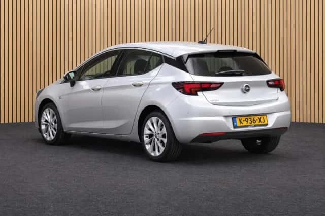 Opel Astra (2020) thumbnail 2