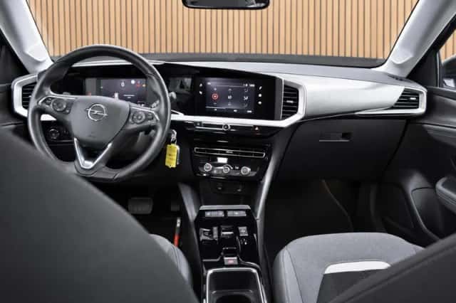 Opel Mokka (2023) thumbnail 3