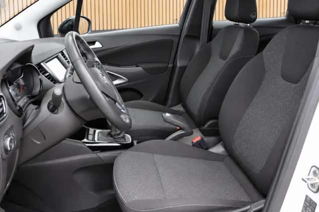 Opel Crossland (2022) thumbnail 3