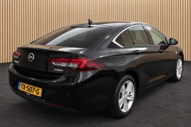 Opel Insignia (2018) thumbnail 3