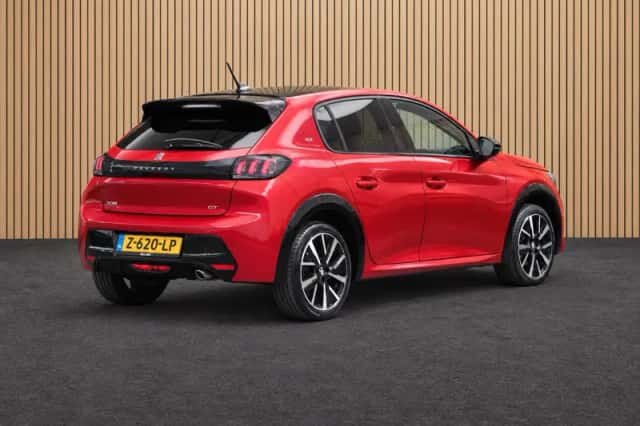 Peugeot 208 (2022) thumbnail 6
