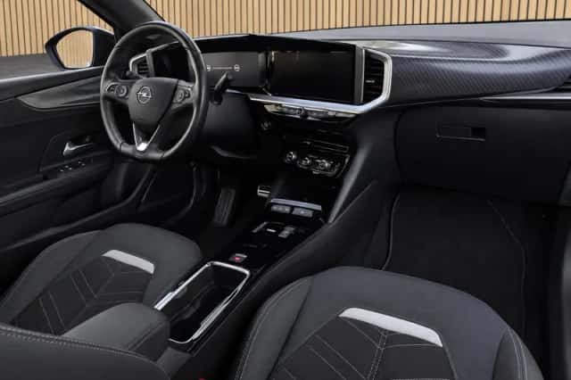 Opel Mokka (2022) thumbnail 3