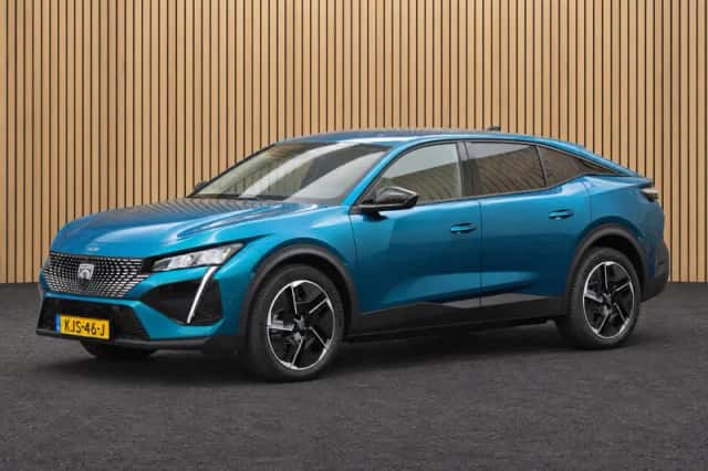 Peugeot e-408 (2026) thumbnail 4