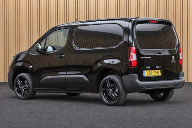 Peugeot Partner (2023) thumbnail 2