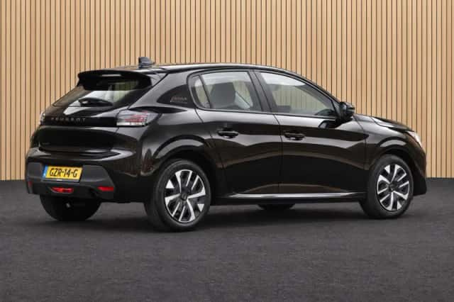 Peugeot 208 (2025) thumbnail 6
